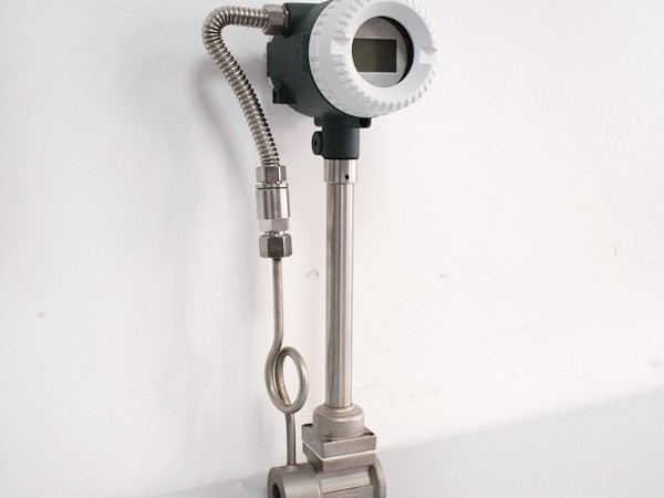 關(guān)于渦街流量計(jì)在測(cè)哪種蒸汽時(shí)需要用到溫壓補(bǔ)償